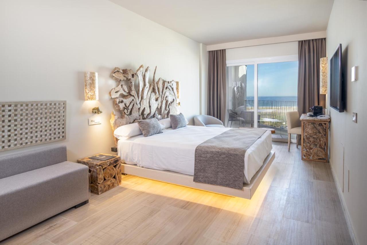Zahara Beach & Spa By Qhotels - Adults Recommended ซาฮารา เด ลอส อาตูเนส ภายนอก รูปภาพ Deluxe room