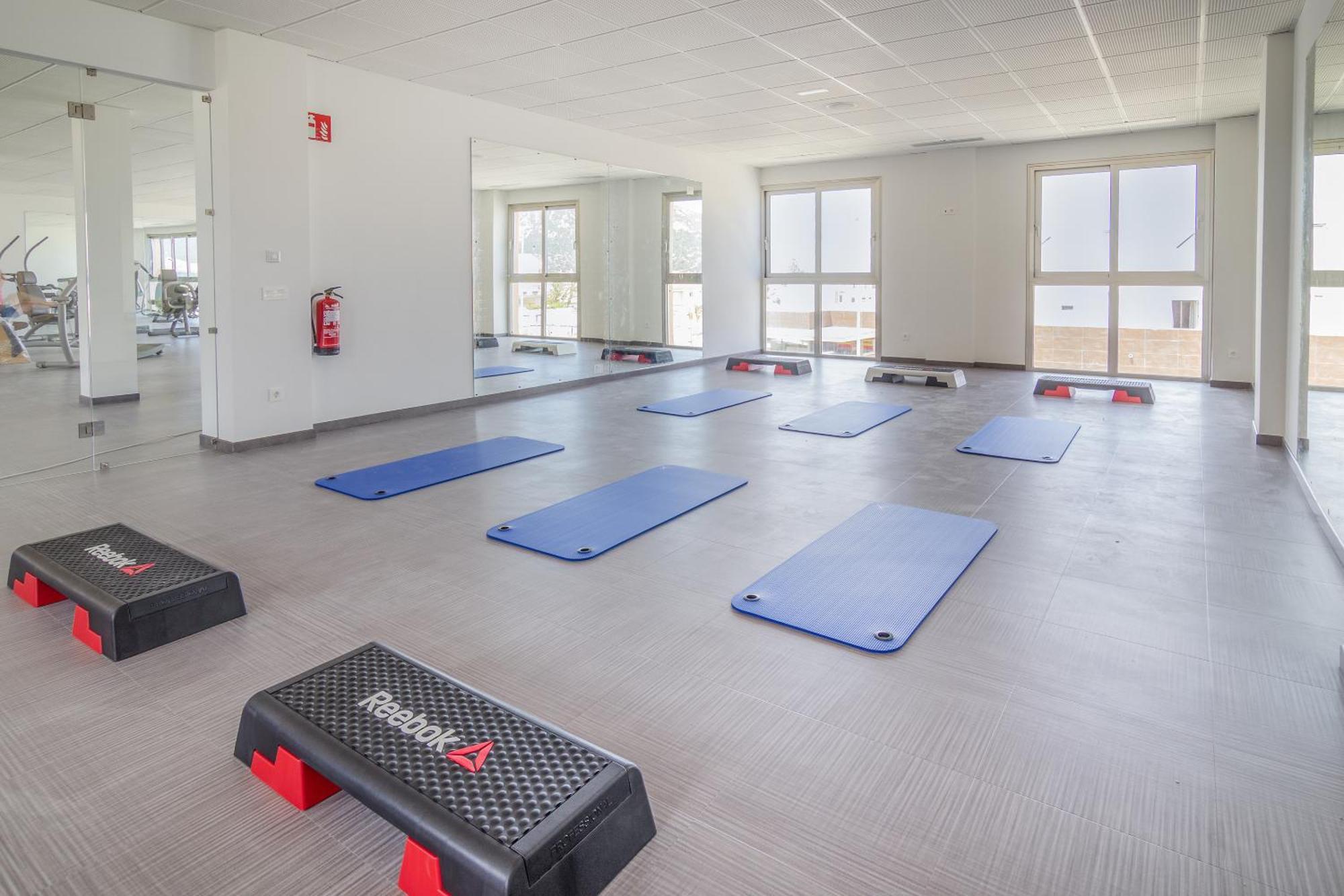 Zahara Beach & Spa By Qhotels - Adults Recommended ซาฮารา เด ลอส อาตูเนส ภายนอก รูปภาพ The Aerobic Room
