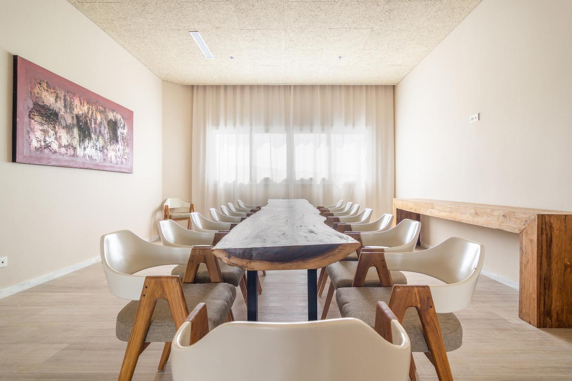 Zahara Beach & Spa By Qhotels - Adults Recommended ซาฮารา เด ลอส อาตูเนส ภายนอก รูปภาพ The interior of the new building