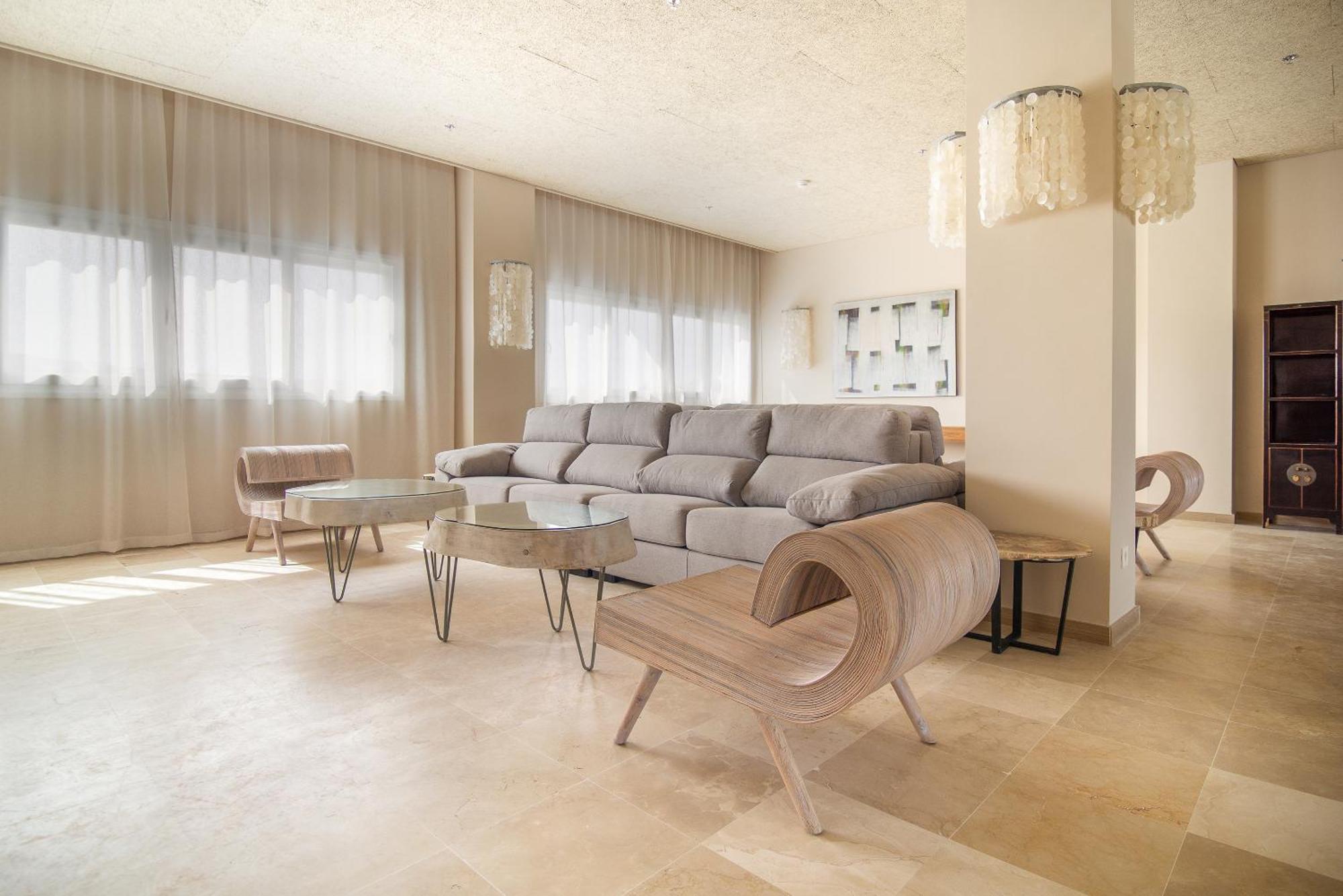 Zahara Beach & Spa By Qhotels - Adults Recommended ซาฮารา เด ลอส อาตูเนส ภายนอก รูปภาพ Interior of the hotel