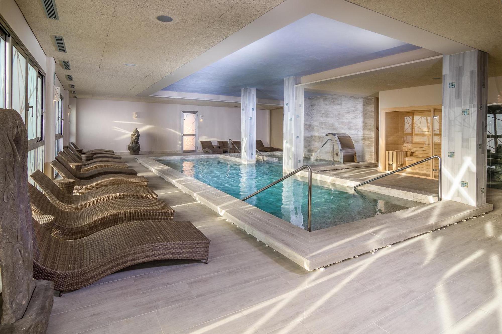 Zahara Beach & Spa By Qhotels - Adults Recommended ซาฮารา เด ลอส อาตูเนส ภายนอก รูปภาพ The spa at the Hotel
